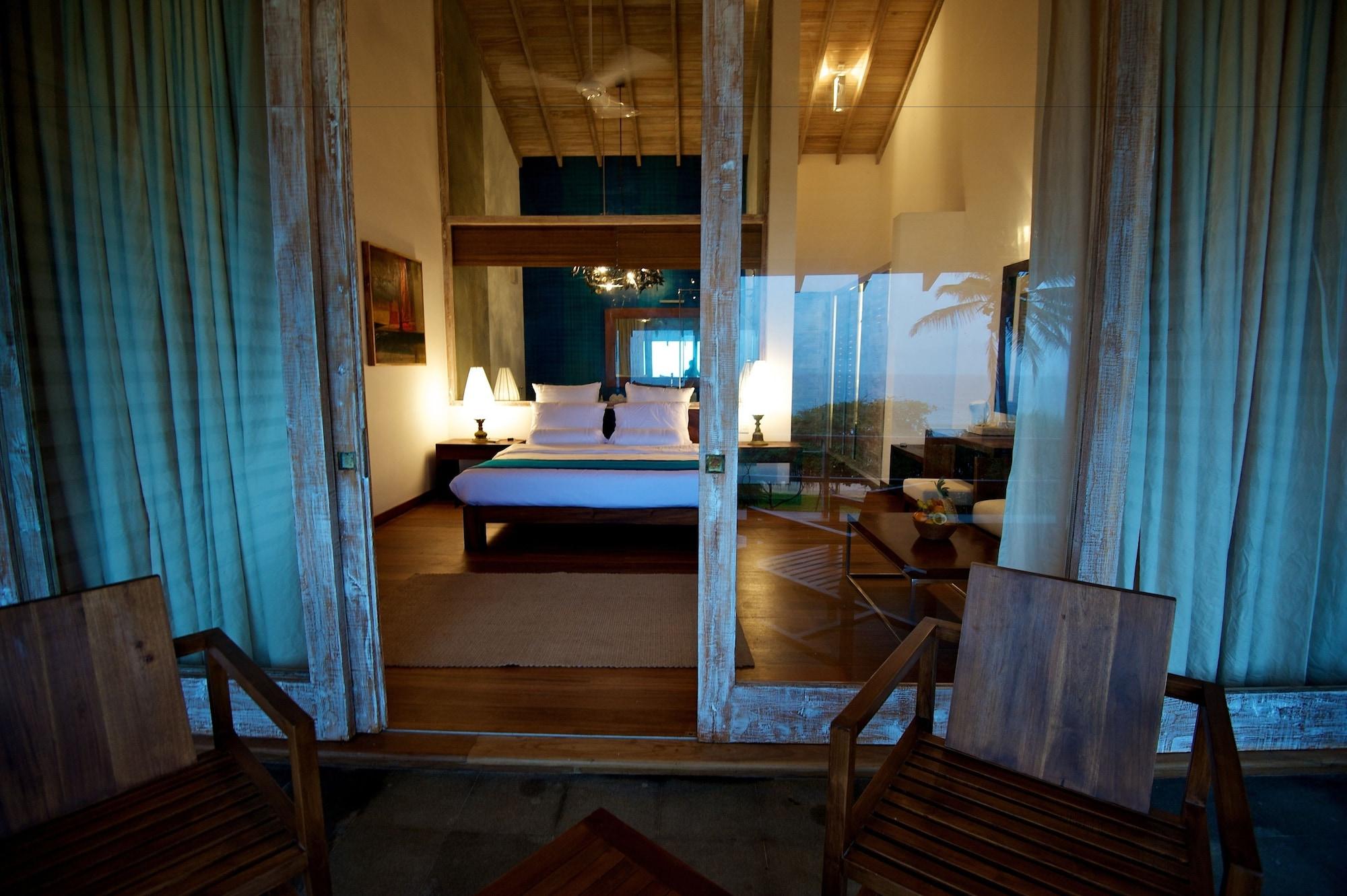 Roman Beach Hotel Хиккадува Экстерьер фото