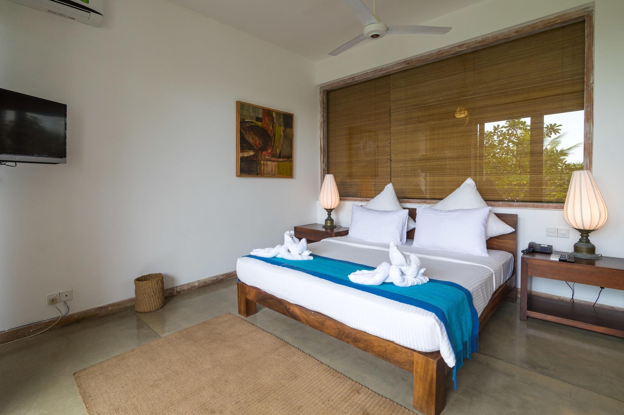 Roman Beach Hotel Хиккадува Экстерьер фото