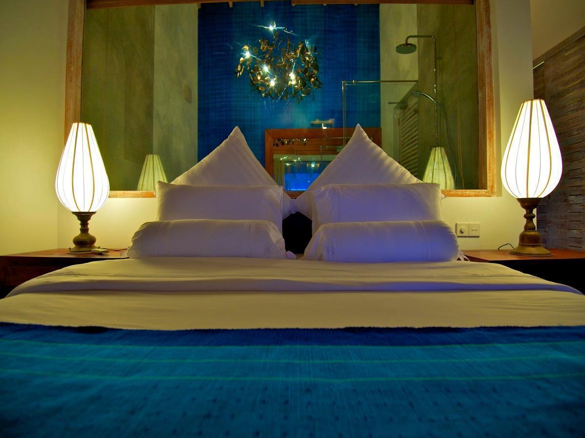 Roman Beach Hotel Хиккадува Экстерьер фото