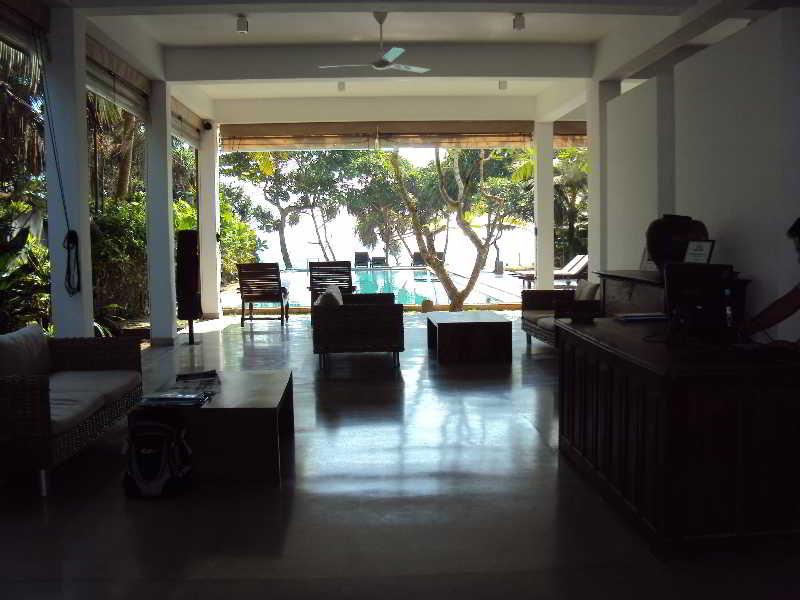 Roman Beach Hotel Хиккадува Экстерьер фото